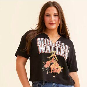 NWT Morgan Wallen Cowgirl Cropped Band T-Shirt BKE Buckle Size Small Country